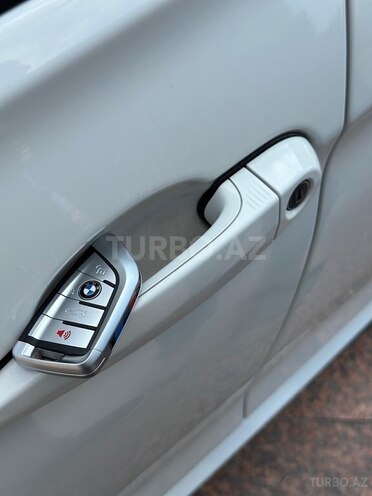 BMW 320-16