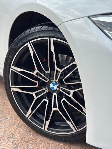 BMW 320-7