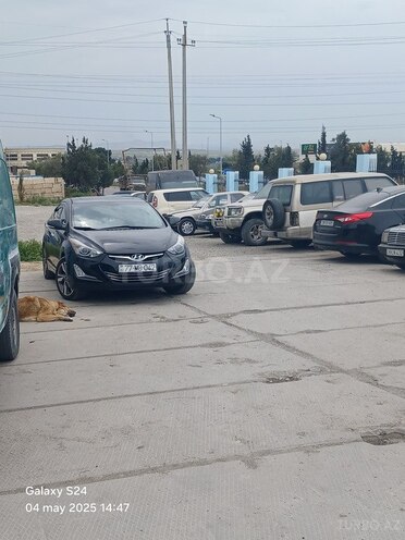 Hyundai Elantra 2015, 250,000 km - 1.8 л - Bakı