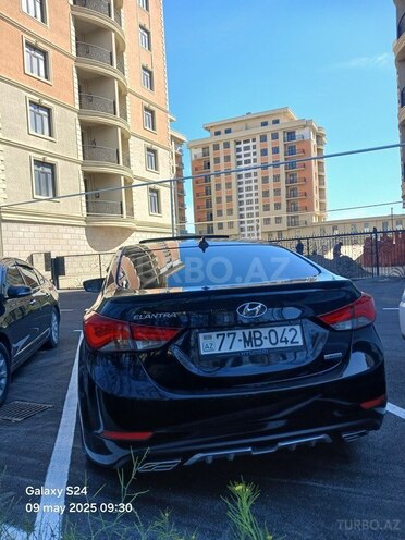 Hyundai Elantra 2015, 250,000 km - 1.8 л - Bakı