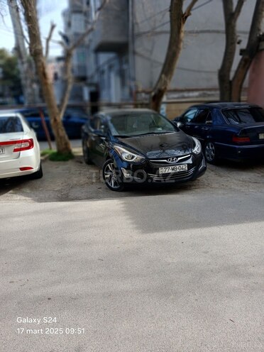 Hyundai Elantra 2015, 250,000 km - 1.8 л - Bakı