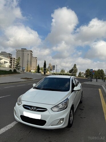 Hyundai Accent 2014, 220,000 km - 1.6 л - Bakı
