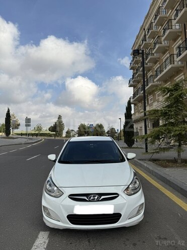 Hyundai Accent 2014, 220,000 km - 1.6 л - Bakı