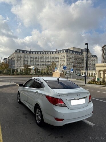 Hyundai Accent 2014, 220,000 km - 1.6 л - Bakı