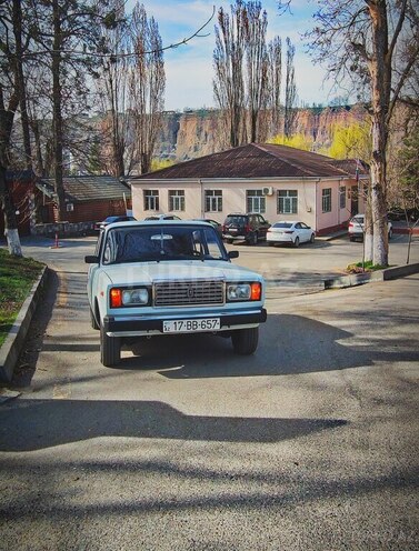 LADA (VAZ) 2107 2006, 96,700 km - 1.6 l - Quba