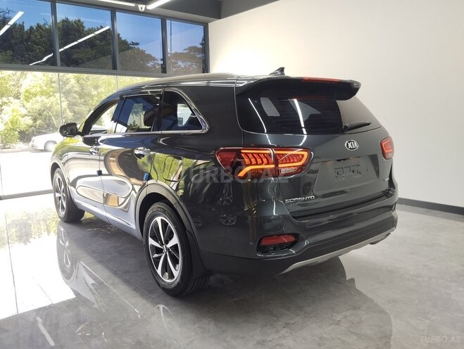 Kia Sorento 2018, 132,200 km - 2.0 l - Bakı