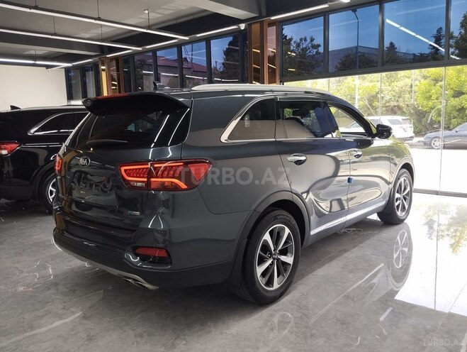 Kia Sorento 2018, 132,200 km - 2.0 l - Bakı