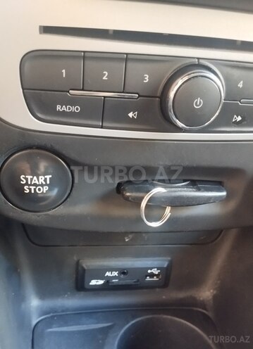 Renault Megane 2015, 270,000 km - 1.5 л - Bakı