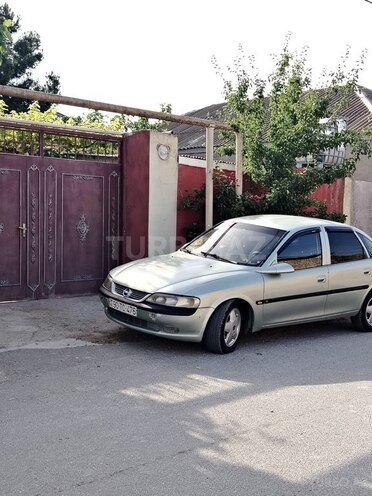 Opel Vectra 1995, 352,000 km - 2.0 l - Bakı