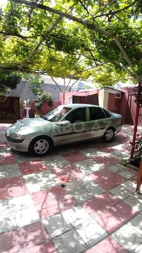 Opel Vectra 1995, 352,000 km - 2.0 l - Bakı