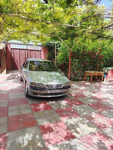 Opel Vectra 1995, 352,000 km - 2.0 l - Bakı