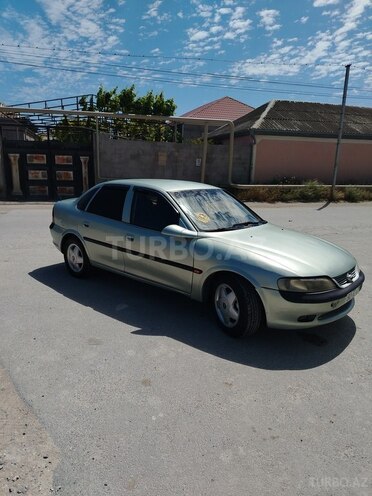 Opel Vectra 1995, 352,000 km - 2.0 l - Bakı