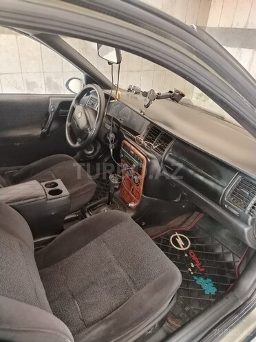 Opel Vectra 1995, 352,000 km - 2.0 l - Bakı