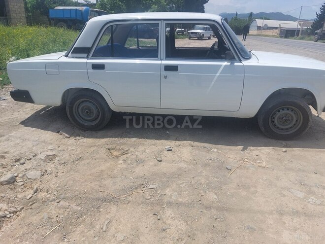 LADA (VAZ) 2107 2007, 35,000 km - 1.6 l - Göygöl