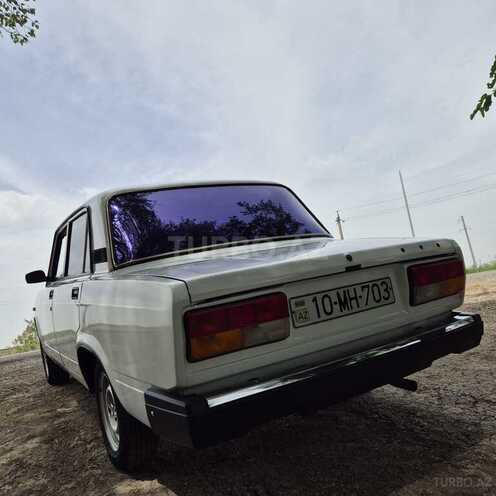 LADA (VAZ) 2107 2004, 35,000 km - 1.6 л - Salyan