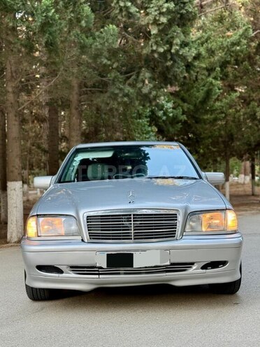 Mercedes C 200 1999, 321,452 km - 2.0 l - Bakı