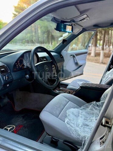 Mercedes C 200 1999, 321,452 km - 2.0 l - Bakı