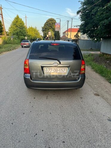 Toyota Corolla 2005, 230,000 km - 1.4 l - Masallı