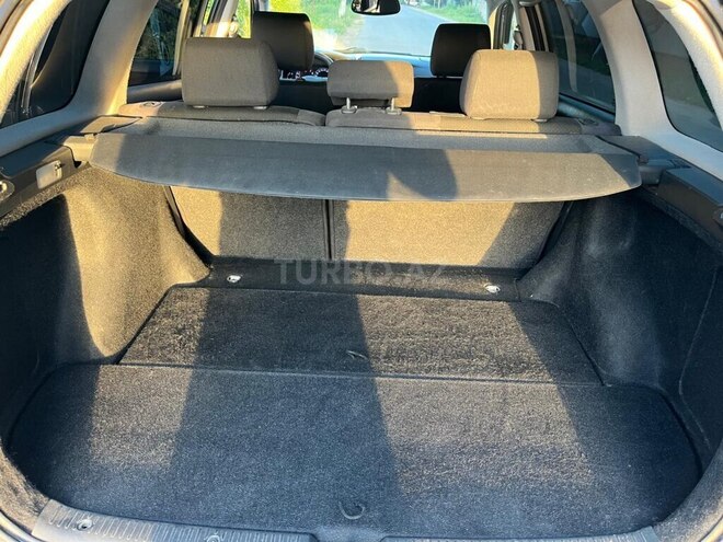 Toyota Corolla 2005, 230,000 km - 1.4 l - Masallı