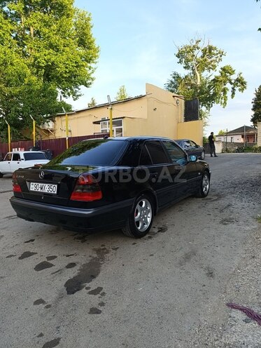 Mercedes C 240 1998, 150,000 km - 2.4 л - Qazax
