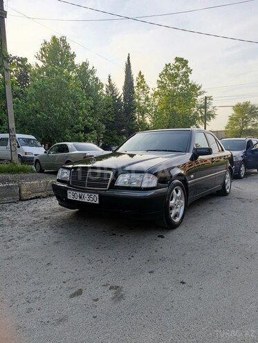 Mercedes C 240 1998, 150,000 km - 2.4 л - Qazax
