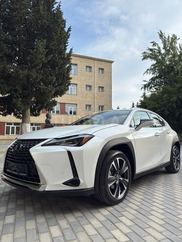 Lexus UX 250h 2021, 62,000 km - 2.0 l - Bakı