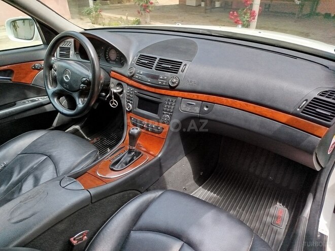 Mercedes E 220 d 2009, 421,000 km - 2.2 l - Bakı