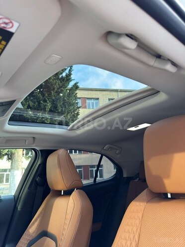 Lexus UX 250h 2021, 62,000 km - 2.0 l - Bakı