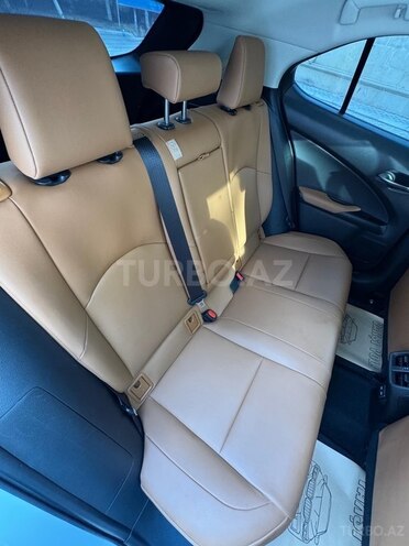 Lexus UX 250h 2021, 62,000 km - 2.0 l - Bakı