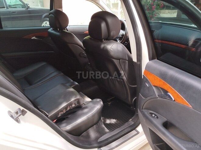 Mercedes E 220 d 2009, 421,000 km - 2.2 l - Bakı