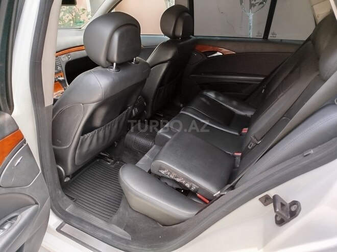 Mercedes E 220 d 2009, 421,000 km - 2.2 l - Bakı