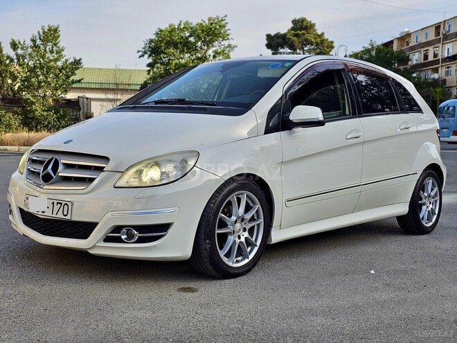 Mercedes B 170 2008, 157,000 km - 1.7 л - Bakı