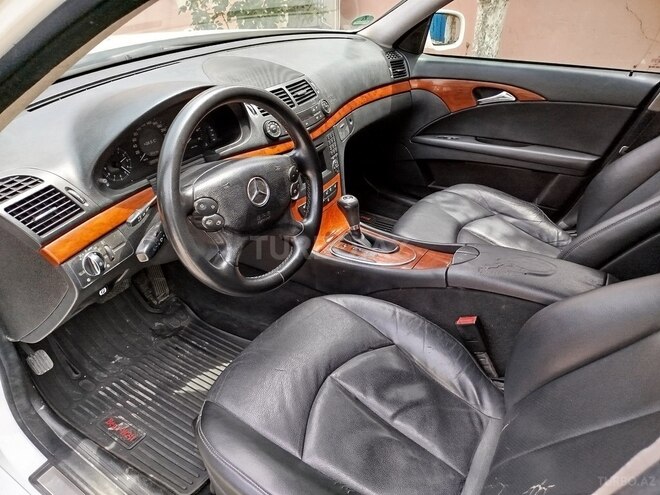 Mercedes E 220 d 2009, 421,000 km - 2.2 l - Bakı