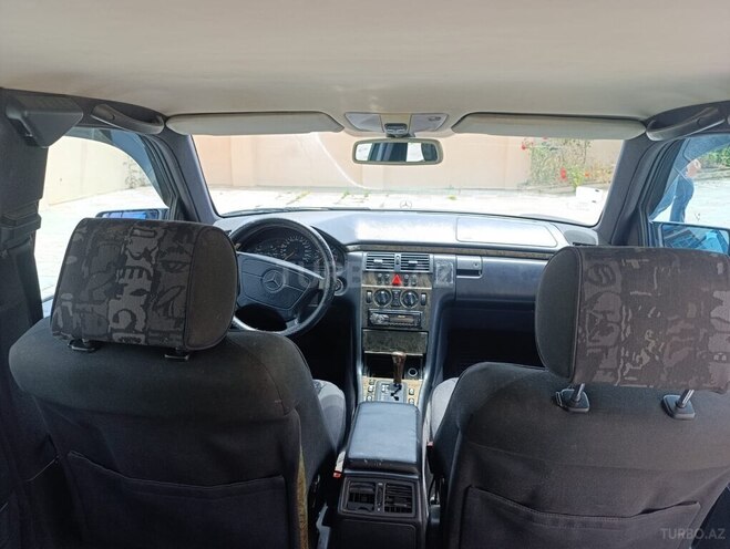 Mercedes E 200 1997, 150,000 km - 2.0 l - Bakı