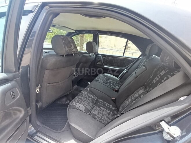 Mercedes E 200 1997, 150,000 km - 2.0 l - Bakı