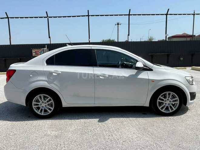 Chevrolet Aveo-2