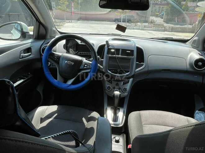Chevrolet Aveo-9