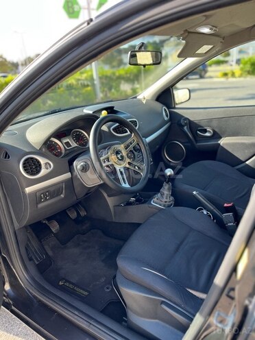 Renault Clio 2009, 260,000 km - 1.5 l - Bakı
