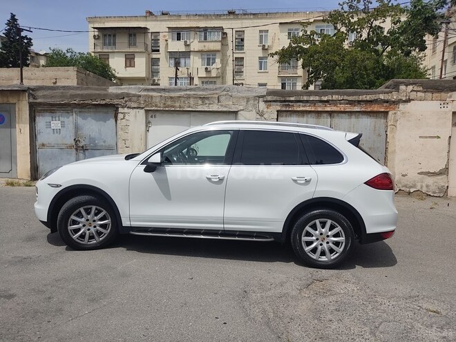 Porsche Cayenne-7