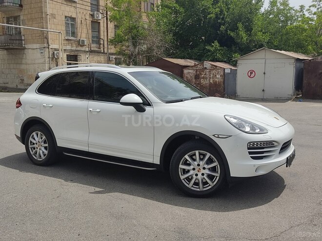 Porsche Cayenne-5