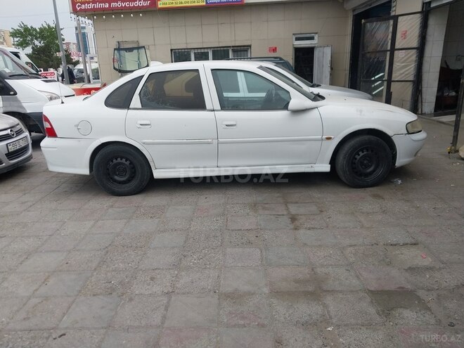 Opel Vectra 1998, 428,663 km - 1.8 l - Sumqayıt