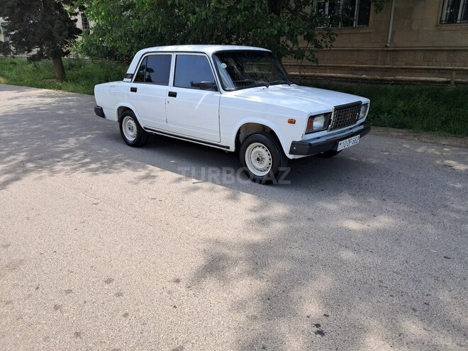 LADA (VAZ) 2107 2004, 95,000 km - 1.6 l - Qazax