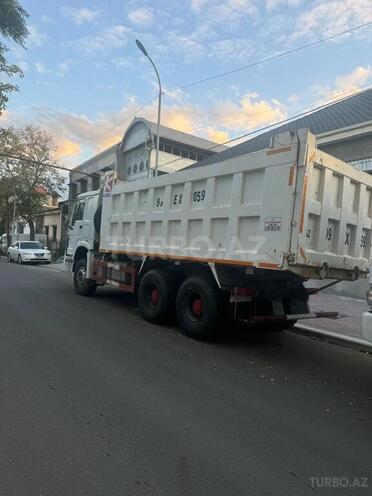 HOWO Sinotruk 2013, 100,000 km - 11.0 l - Gəncə