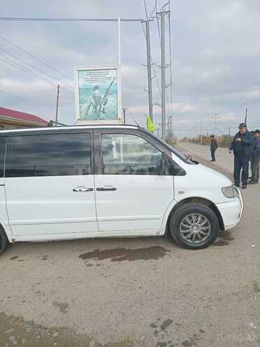 Mercedes Vito 2001, 310,752 km - 2.2 l - Saatlı