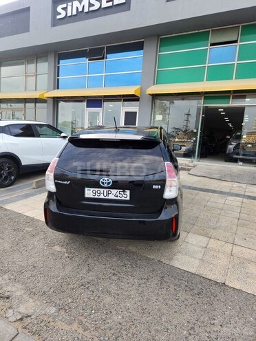 Toyota Prius V 2015, 289,000 km - 1.8 l - Bakı