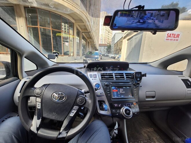 Toyota Prius V 2015, 289,000 km - 1.8 l - Bakı