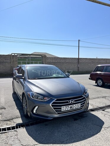 Hyundai Elantra 2018, 116,585 km - 2.0 л - Bakı