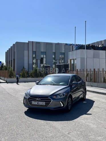 Hyundai Elantra 2018, 116,585 km - 2.0 л - Bakı