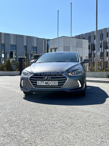 Hyundai Elantra 2018, 116,585 km - 2.0 л - Bakı