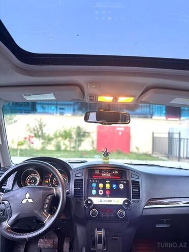 Mitsubishi Pajero 2012, 130,000 km - 3.8 л - Bakı